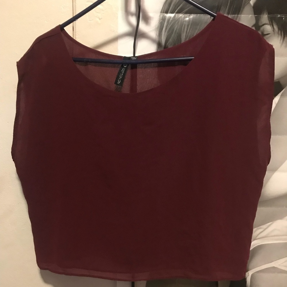 Crop top